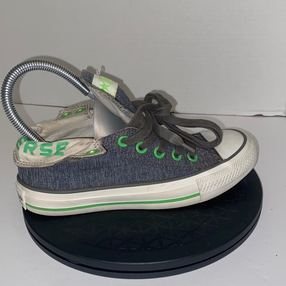 Women converse size 5 blue Jean and lime great condition